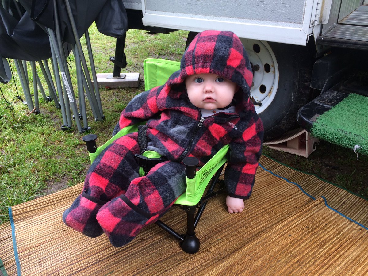 FishnIntrovert's tweet photo. #theCanadianCampingMan https://t.co/7gaDmJotO4