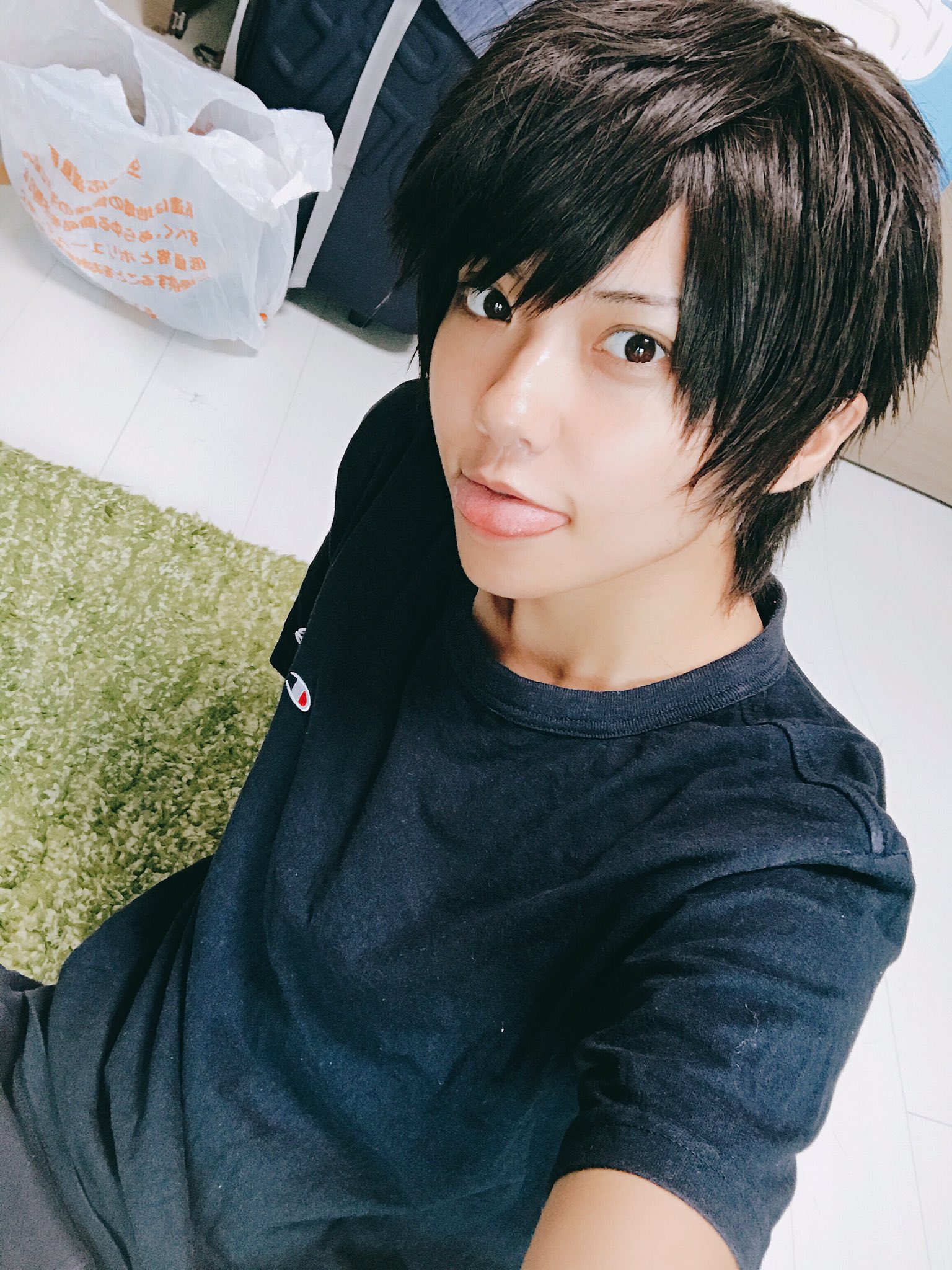 きゅうと 海にいる んべっ 男装 男装したい欲が収まらず宅コス すっぴん T Co Fcey1iqlnm Twitter