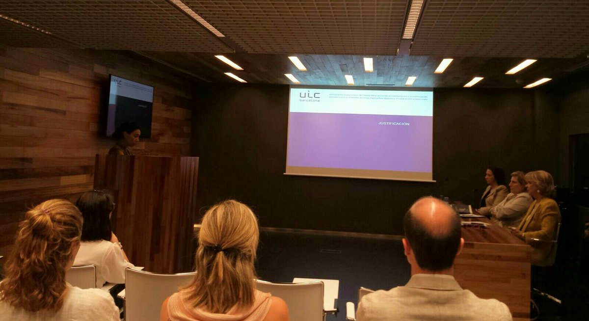 La profesora Inés Ramírez defiende su tesis doctoral #fisioUIC <a href="/UICbarcelona/">UICBarcelona</a>