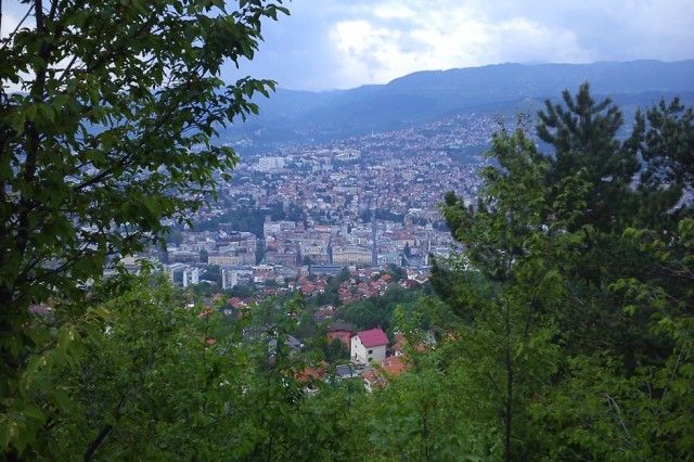 TheDbleNgtve's tweet photo. “Drinking coffee in Bosnia, by the way, is an important social ritual” » #FieldTrip #Sarajevo @baskeynell https://t.co/CI41XZo0XH https://t.co/hmyA6UZqen