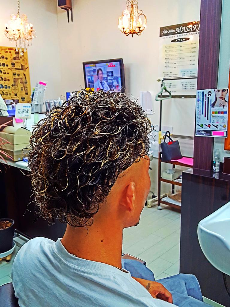 טוויטר Masaki בטוויטר メンズカット メンズファッション メンズパーマ メッシュ カラー オラオラ ヘアースタイル Hair Hairsalon カッコいい Barber カット ツーブロ 皆様宜しくお願い致します T Co Vfyvek062k