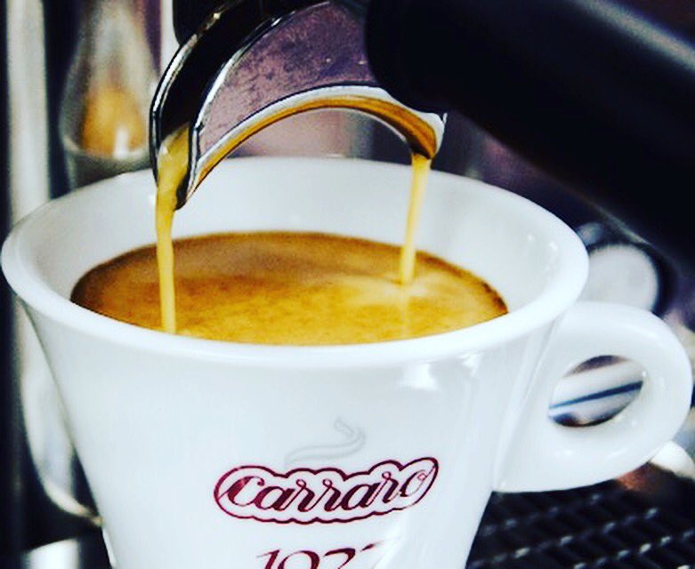 OldAberlady's tweet photo. What a lovely day it is down here in Aberlady. If you are out and about why don't you pop in for a lovely cup of coffee @CarraroCoffeeUK https://t.co/VKYZfIE48i