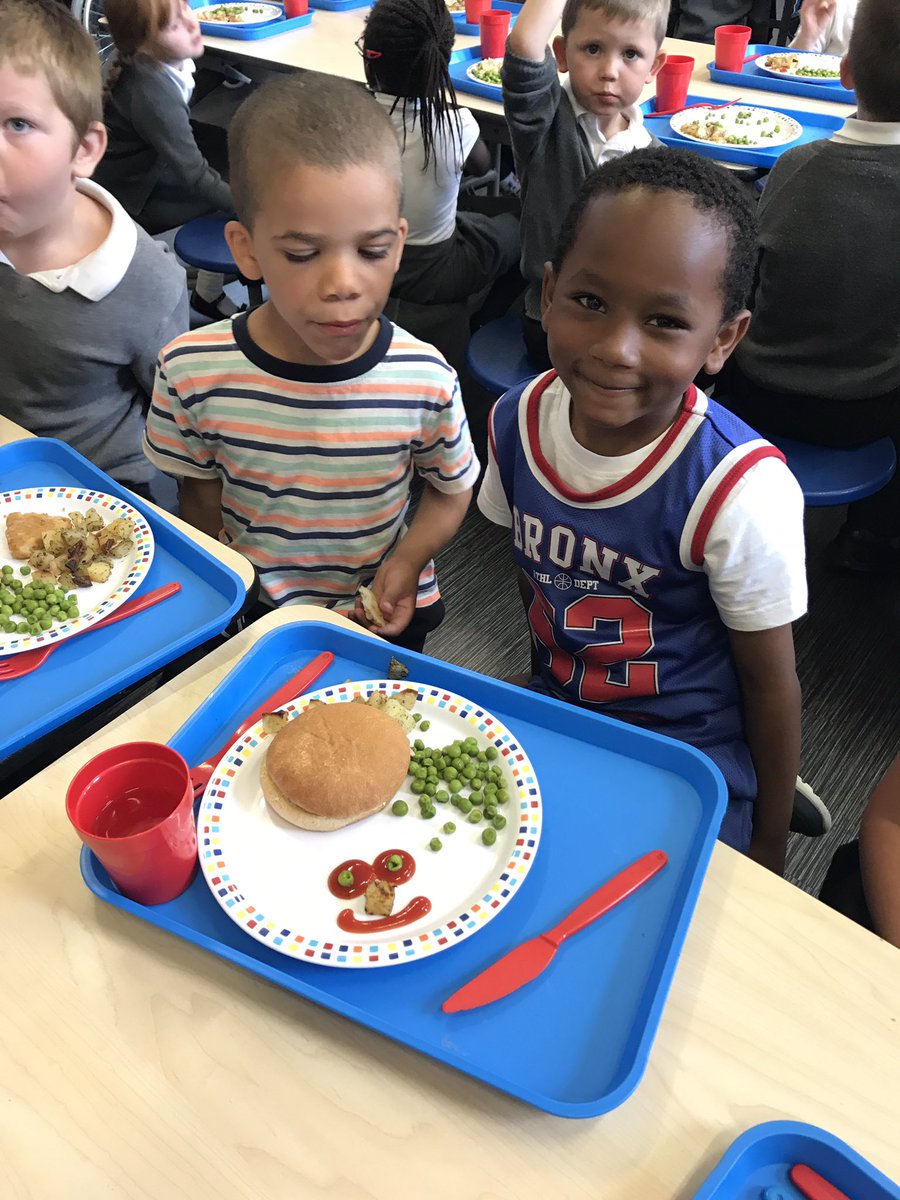 federationethos's tweet photo. Bit of positivity at lunch time! Thank you to Year 6 for being great at customer service! #musicfederation #teamwork https://t.co/ZIyaHwk5LG