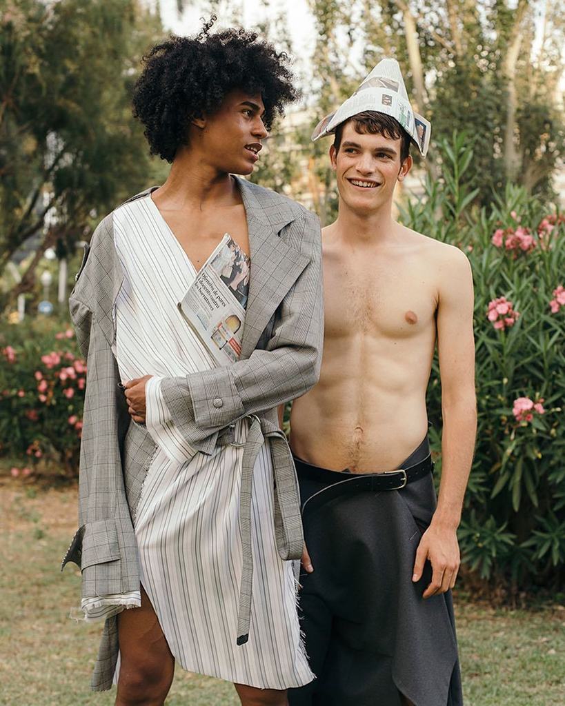 FotodesignBcn's tweet photo. AN IDEAL FRIEND | Nueva editorial para #fuckingyoung de nuestra actual alumna @albaricart ⚡️⚡️
.
.
.
#fotodesignbcn #editorial #fashion #fa… https://t.co/L9zwkCV54L