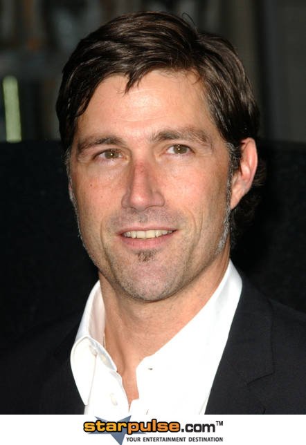 Happy Birthday to the talented Matthew Fox.  Thank you for your brilliant performance as Jack Shephard. 