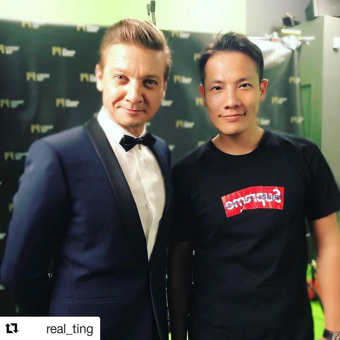 jrfansla's tweet photo. Via IG @real_ting
順利 🎥 完成 
#IFFAM #Macao #FilmFestival #JeremyRenner #Reno #Nevada #Shooting #BigProject #CollaborationGroup https://t.co/uPWacSayer