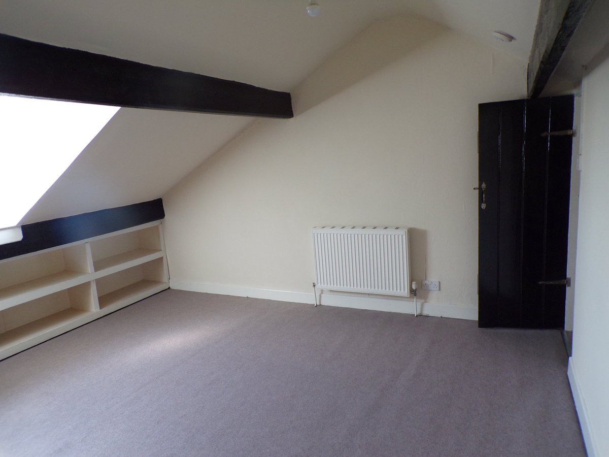 To #let this 3 bed #house in #Bolton £110pw! bit.ly/2ugXaxL #Property #Lettings #Lancashire #Sterling #rent
