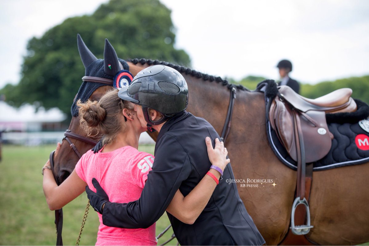 Belle 2 ème place pour Guillaume Canet &amp; Babeche au Jumping International Chantilly  dans la 1,35 m #lgctChantilly 👍