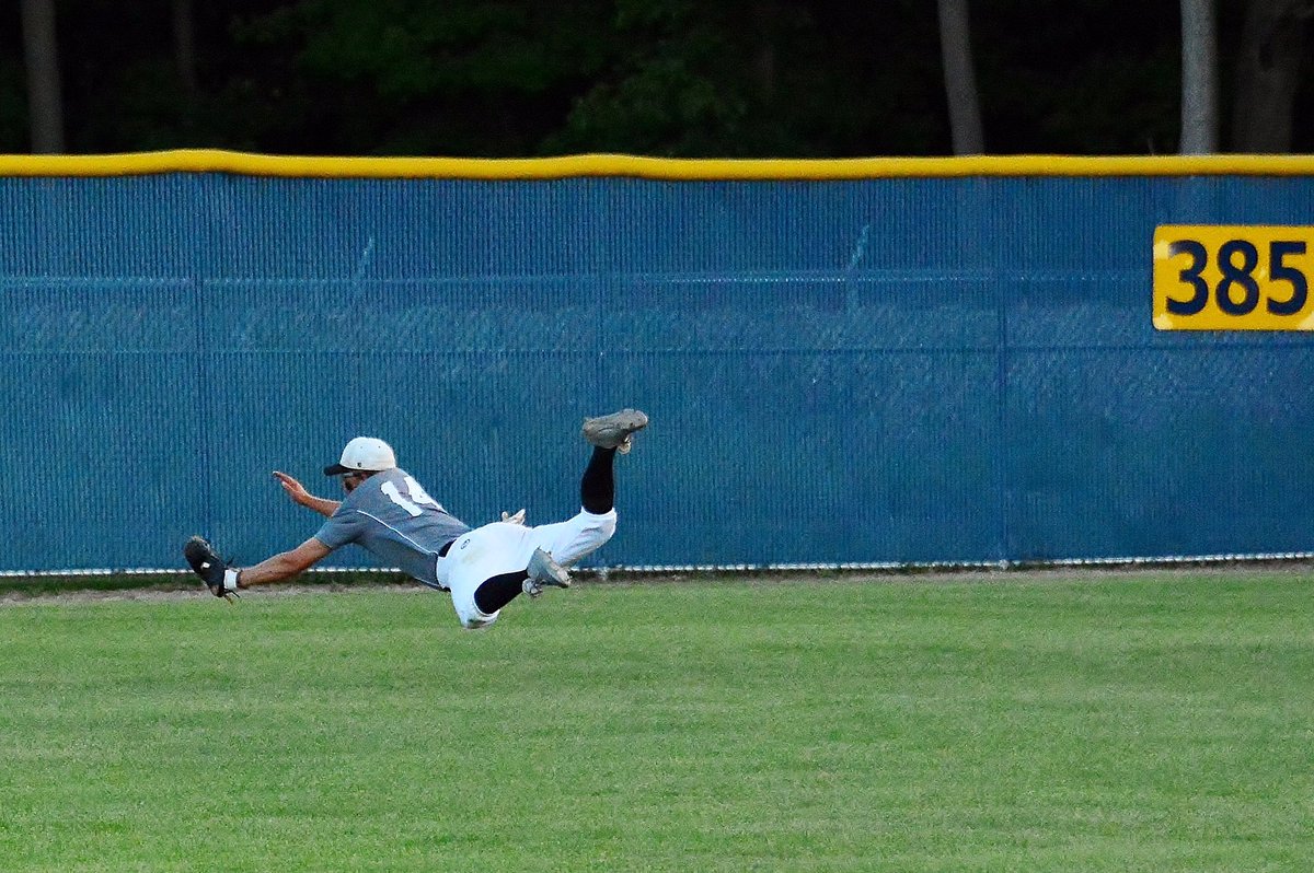 pearlblackd's tweet photo. Great catch @mitch_carter14 https://t.co/GpiNehVFOA