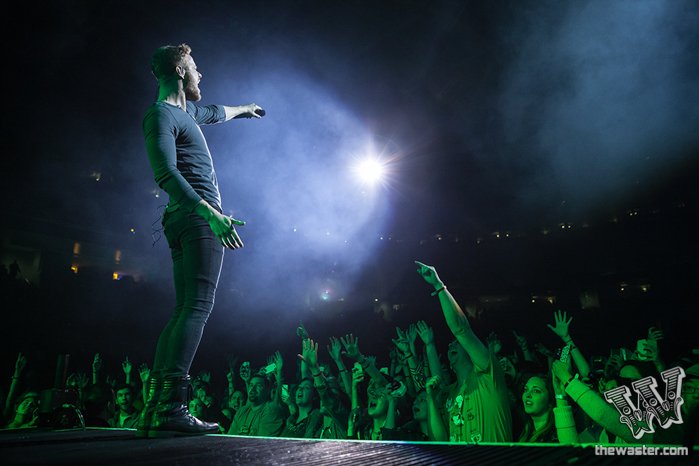 Happy Birthday to Dan Reynolds of Imagine Dragons!
(Photo: Joe Russo) 