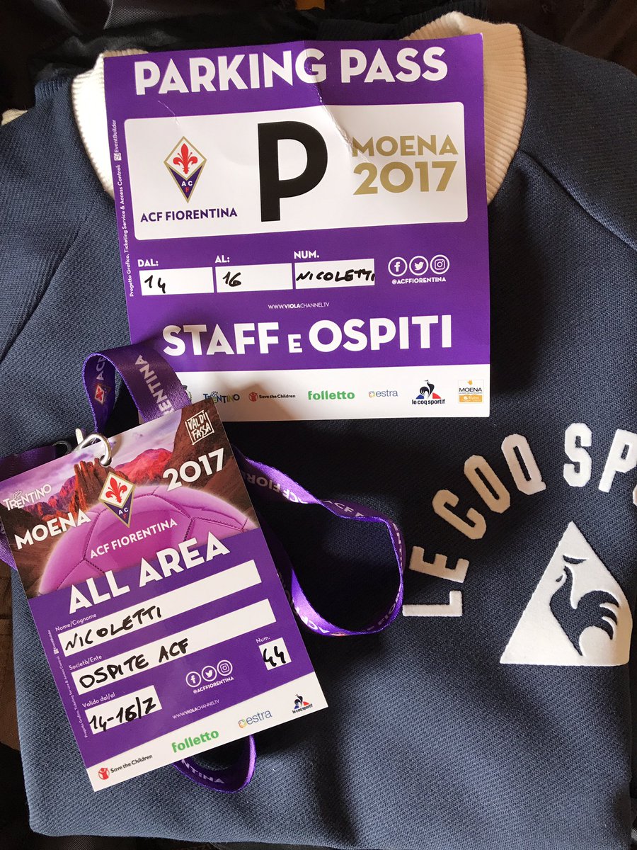 carlettoweb's tweet photo. Eh niente... (CIT.) Stasera si presenta la #Fiorentina in Piazza a #Moena #BattitiViola #ForzaViola https://t.co/byN80erkRt