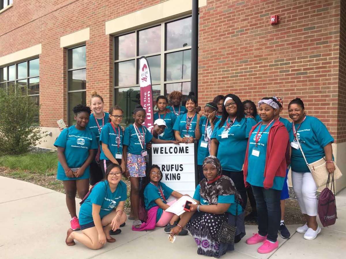 UWLadmissions's tweet photo. Thank you Rufus King Middle School for visiting UWL! We loved having you all on campus! https://t.co/wWbFGHm7uW