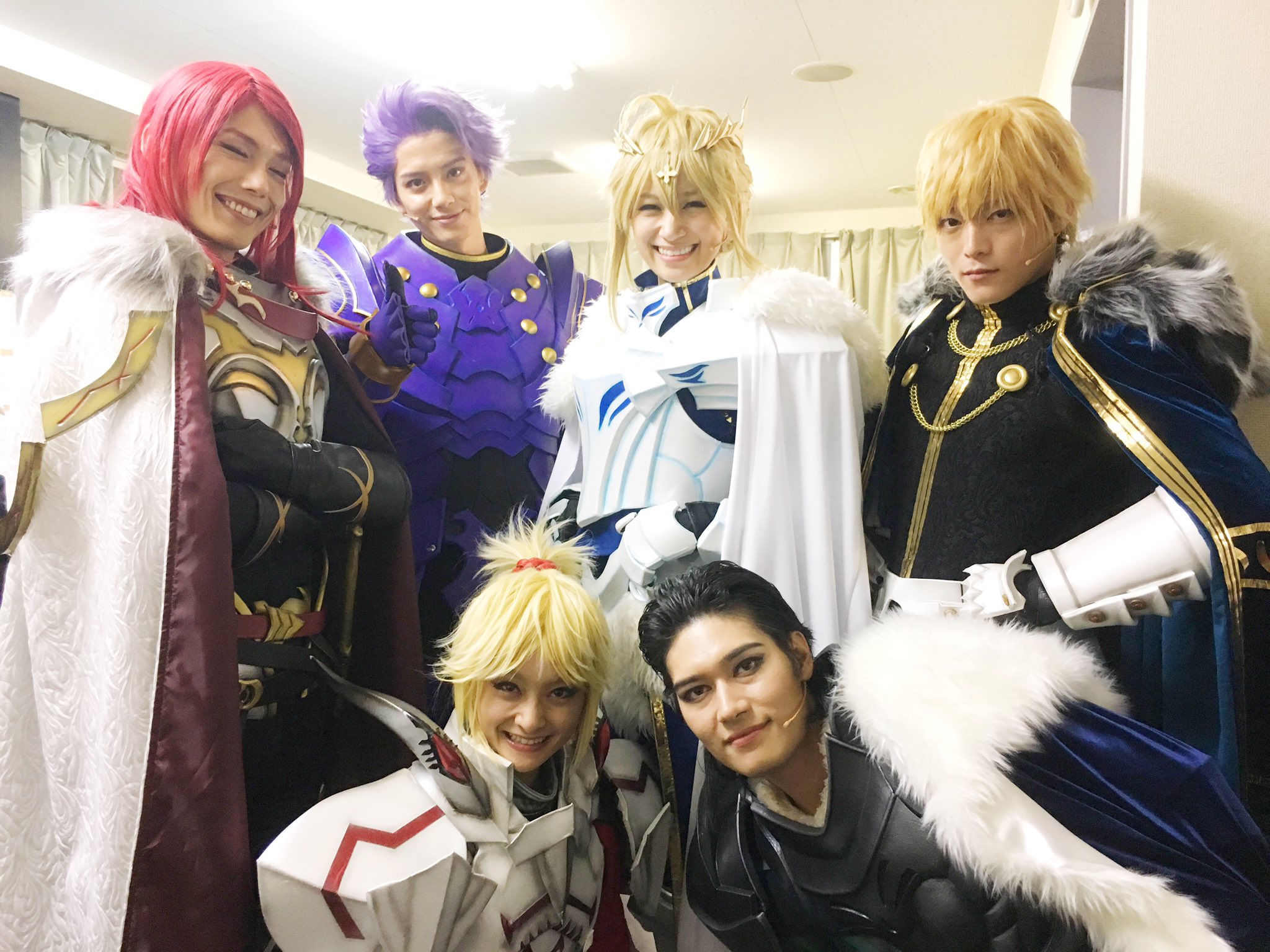 山口大地 Fate Grand Order The Stage 神聖円卓領域キャメロット 初日幕が開けました スタンディングオベーション 心の底から感動しました Fgoに出会えたこと このカンパニーに出会えたこと 今は感謝しかありません 舞台 Fgo 円卓 T Co
