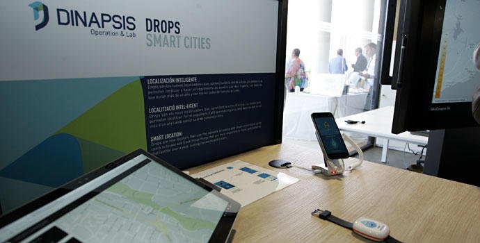 #Benidorm testa un proyecto piloto con #Hidraqua para evitar que los niños se pierdan en la #playa 🏖️📲🚹🚺 benidorm.es/turismo/es/act…