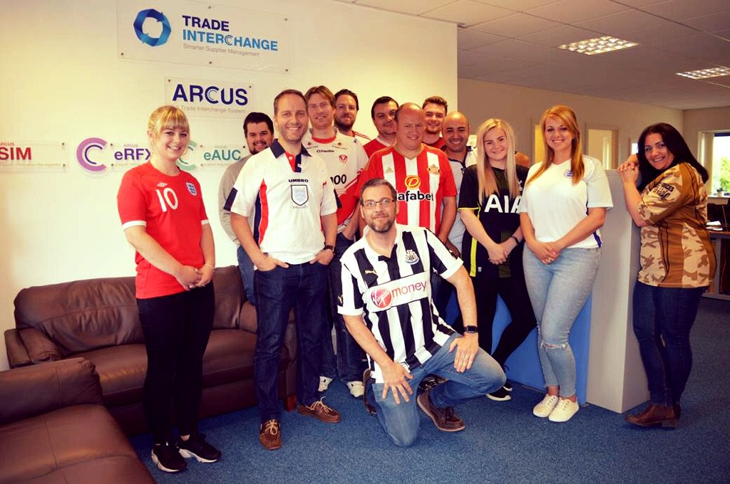 TradeInter's tweet photo. Big thankyou to everyone at Trade Interchange for raising £100 today for @Bradleysfight #cancerhasnocolours https://t.co/0iRo9DhVEk