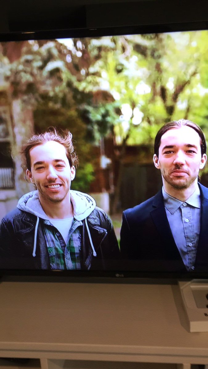KyleneTyler's tweet photo. New TD commercial staring  @PropertyBrother 15 years ago haha https://t.co/nn6tbUwTMt