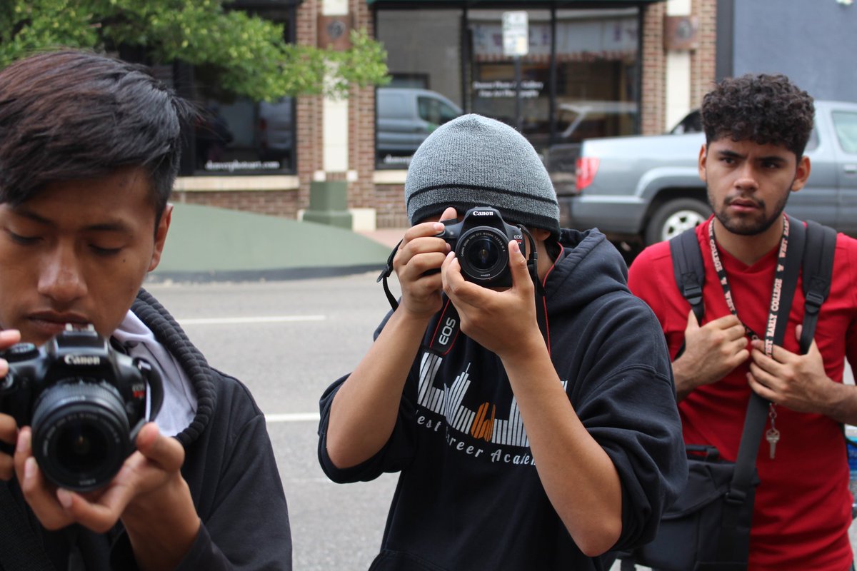 Arts-Street tweet media