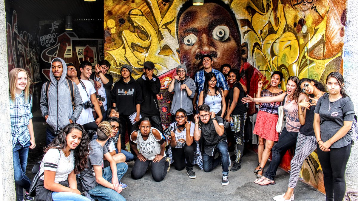 Arts-Street tweet media