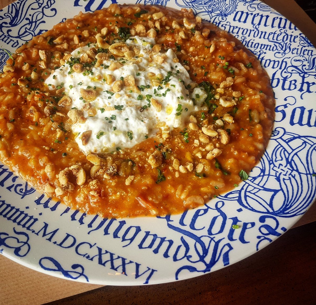 ilpiratabelfast's tweet photo. Smoked Tomato Risotto, Birrata, Toasted Hazelnuts &amp; Olive Oil

#fromthepass #belfast #ilpiratajunkie https://t.co/viUsE6VEeq
