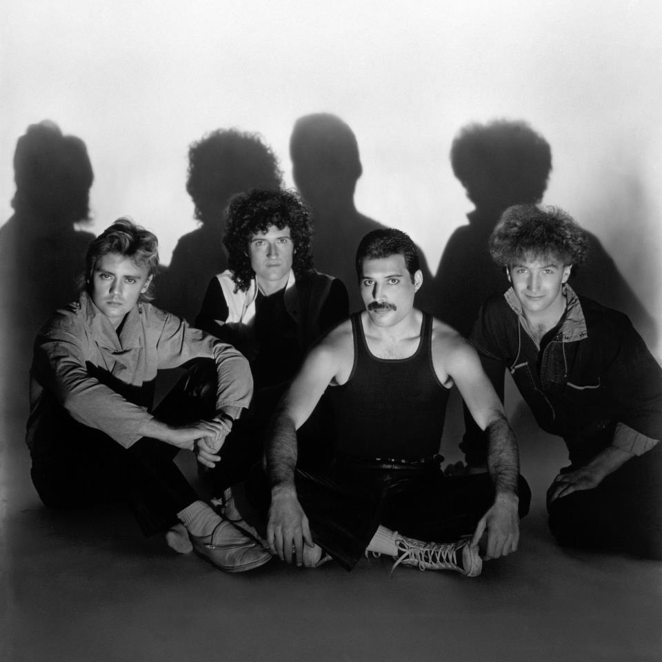 QueenWillRock's tweet image. BOHEMIAN RHAPSODY – Now heading for the Big Screen. "Yes folks, it IS finally happening." queenonline.com/news/bohemian-…