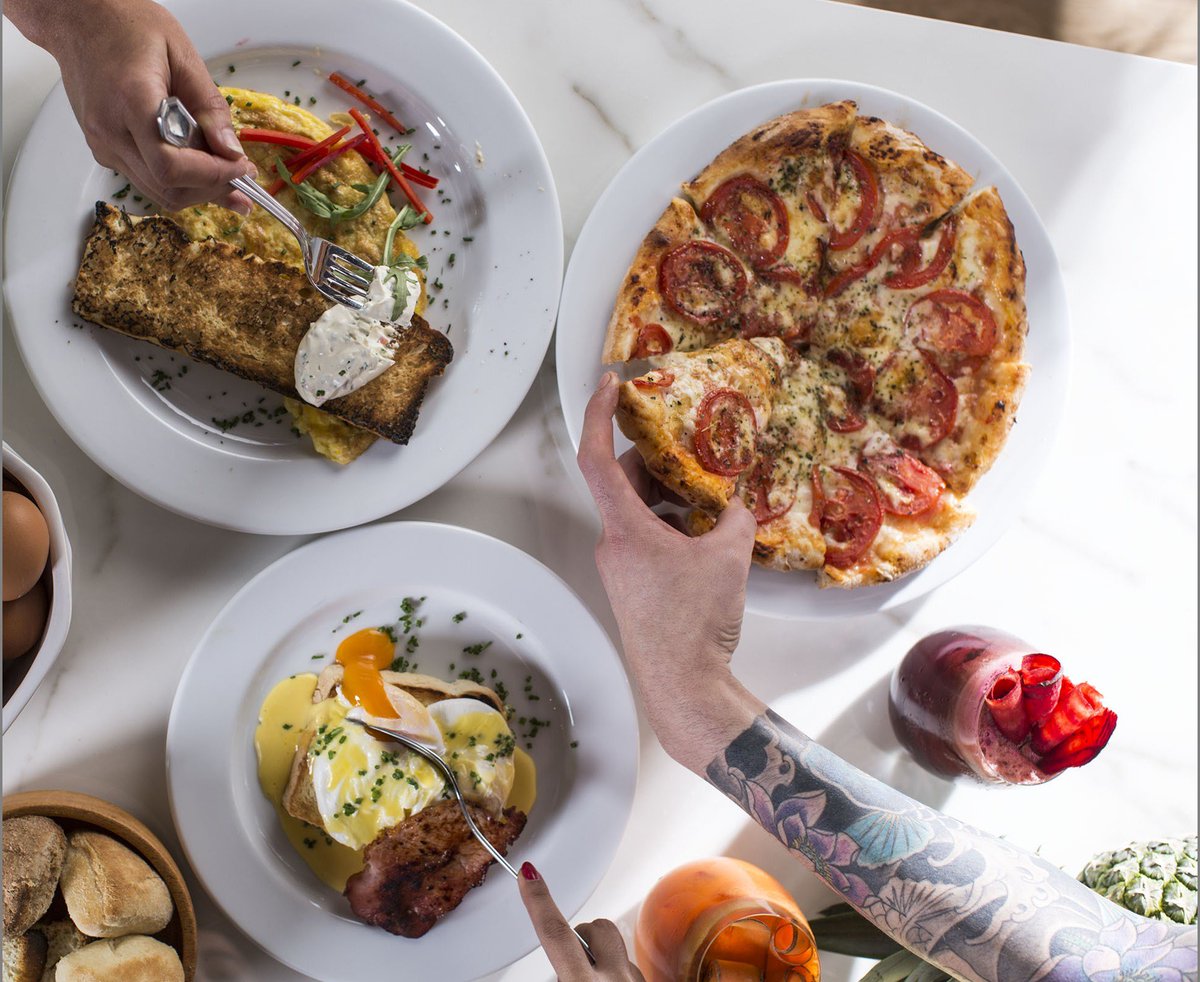 Sabemos que los domingos están hechos para relajarse y disfrutar. Vení cuando te despiertes, en #LaPanaderia servimos #Brunch hasta las 19 h