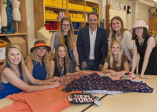 sdlproject's tweet image. The start of the Student Design League. goo.gl/Y5Ans8 #FlashbackFriday