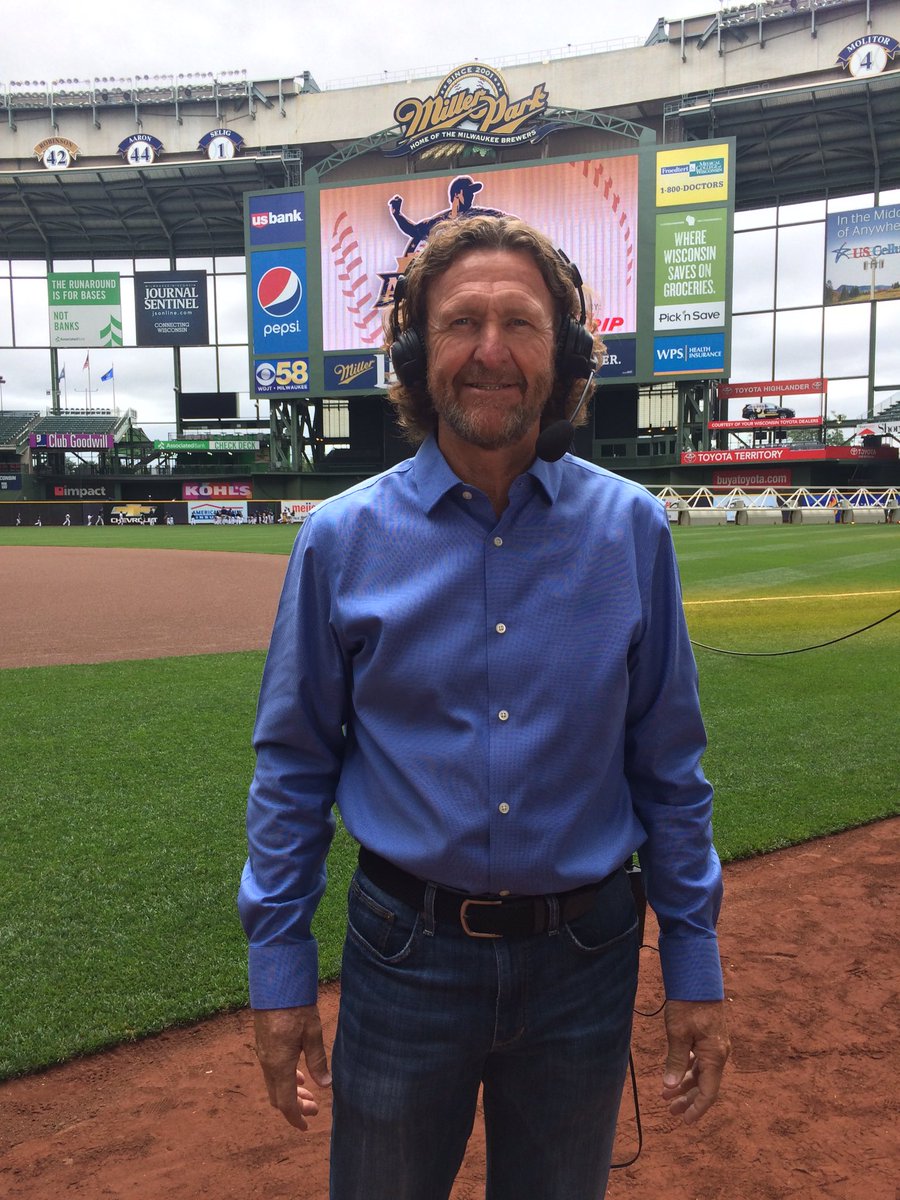 Milwaukee Brewers on X: Up NOW on #MLBCentral on @MLBNetwork, Hall of  Famer Robin Yount joins Matt Vasgersian & @DaveValleMLB! Tune in! ⚾️📺   / X