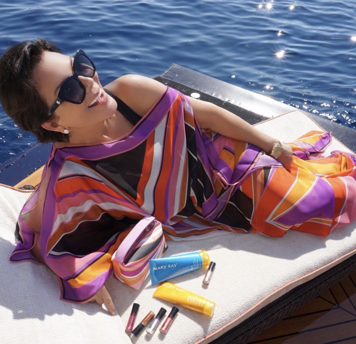 So proud of this company <a href="/MaryKayUS/">Mary Kay Cosmetics</a> best sunscreen ever! Also the After Sun Gel #amazing #MaryKay #vacationvibes #thisisnotanad @emiliopucci