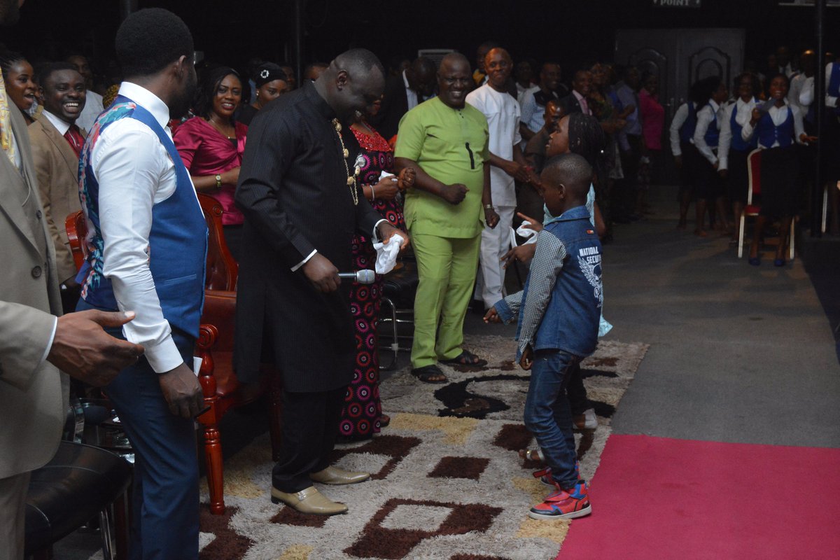 Covenantcity's tweet photo. This is the best place anywhere in the world...#HealthyChurch #IGC2017 #KnowledgeofChrist #PalaceProtocols #FridayRocks #quote #Motivation https://t.co/iYxTJkABE0