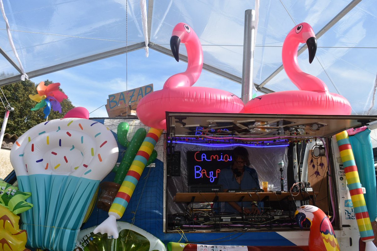 Ambiance zinzin au festival <a href="/pete_the_monkey/">Pete the Monkey</a> 🐒photo prise et partagée avec le @nikonfr D3400 #Nikonfr  #Teamnikon #Petethemonkey