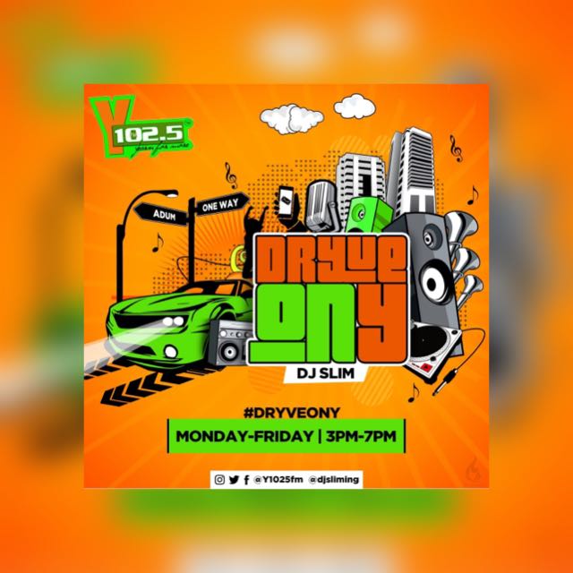 Qwajouzi_'s tweet photo. #IsGoingDown inside #Kumasi
@djsliming
@kooSebor
@y1025fm
#DryveOnY https://t.co/ZDuXtw5qLx