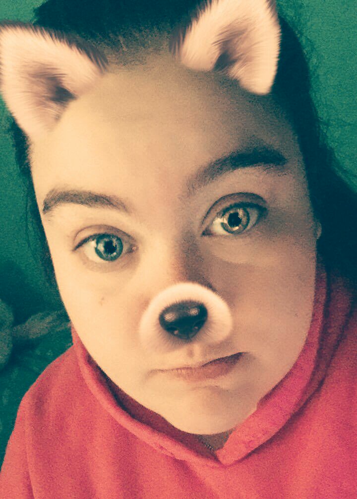 Jean_Samson10's tweet photo. Bored selfies with this one @Amyf20 😁 😄 👌 ❤ "watchin' wrestling creamin' over tough guys" 🎶 💪 😍 ❤ #selfies #toughguys #wrestling https://t.co/WgjyMrVz29