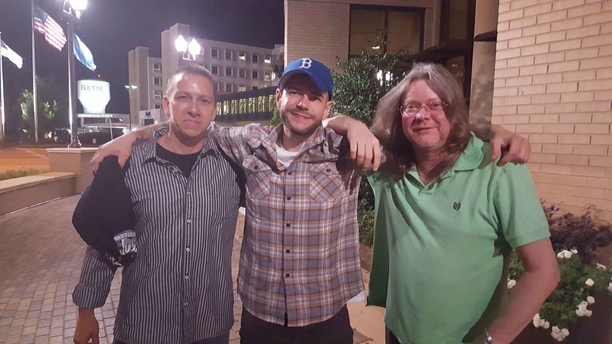 strypedgeo's tweet photo. @SteveGonsalves1
Thank you for a wonderful evening! It was awesome swapping stories and talking with you.
#SPIMS https://t.co/AB4PR9EmtW