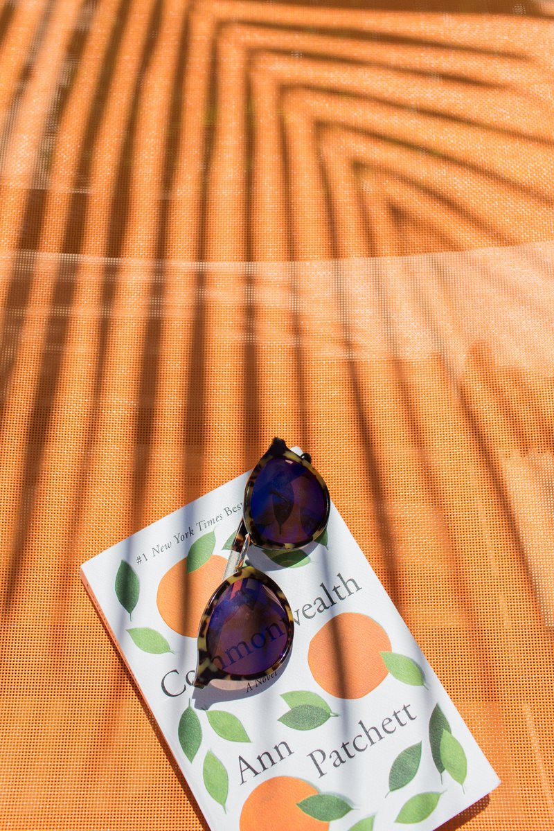 AlSolResorts's tweet image. Right now, somebody is lounging under the shade of a palm tree in AlSol Tiara Cap Cana 🌴