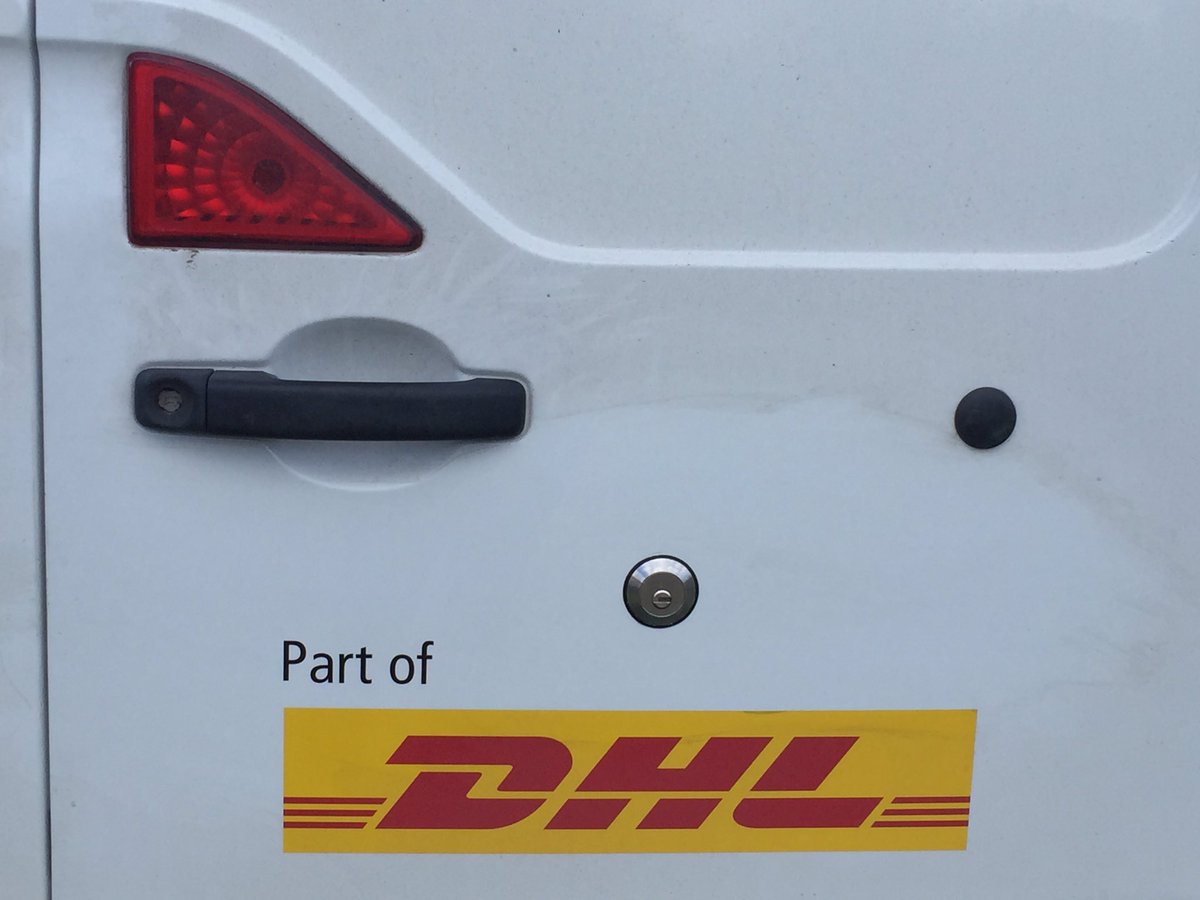 lincolntowbar's tweet photo. .@Locks4VansLtd #Thatcham Approved #Slamlocks fitted to a #Renault #Master for additional #Security #lincsconnect #protectyourload https://t.co/KaYjJIEJS3