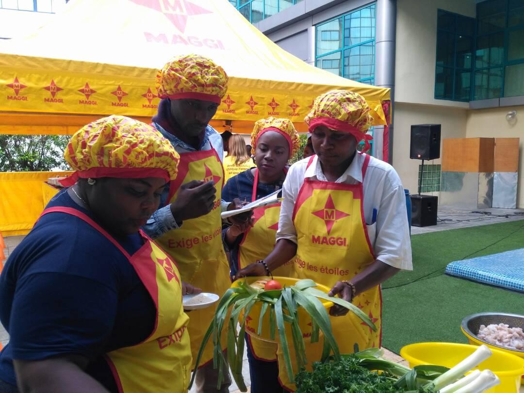 MarchesdElodie's tweet photo. #SimplyGood avec @NestleCWAR_FR sur la marque #Maggi . Les blogueurs ont fait un concours cuisine! Superbe expérience! #BloggersWorkshop https://t.co/9xjtWd9SJe