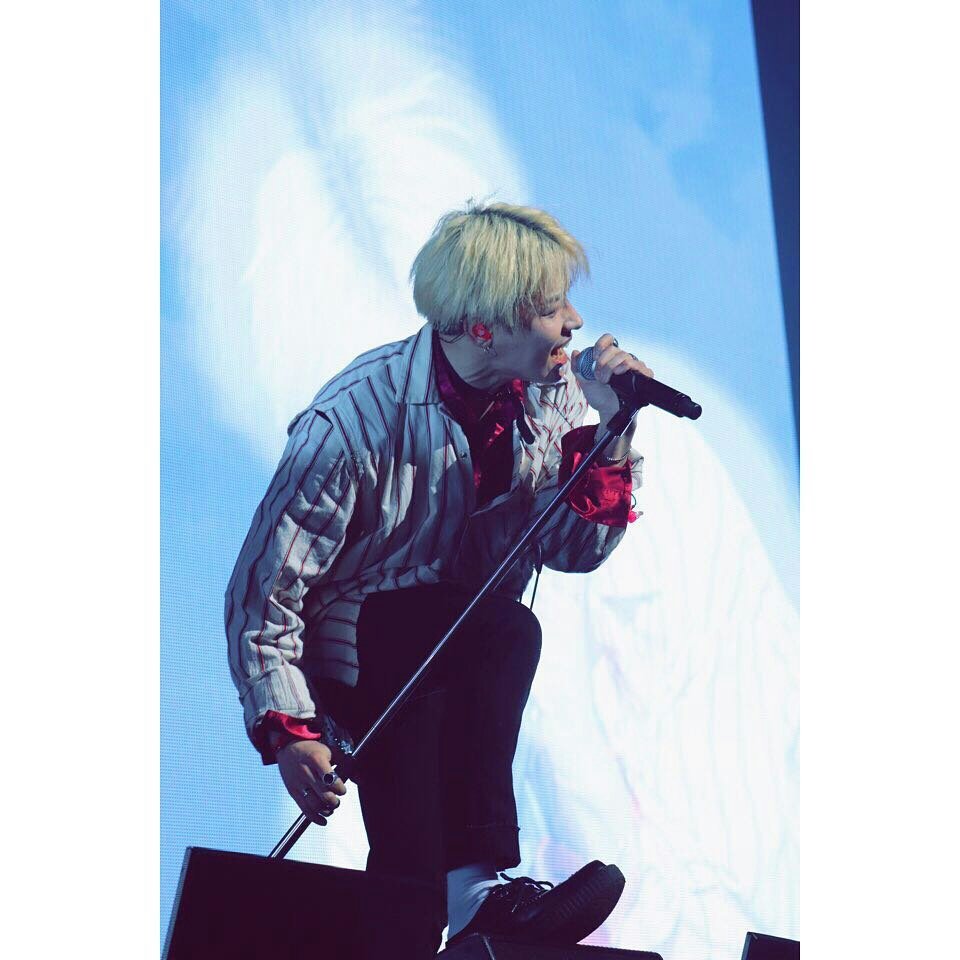 BlockB_Echoes's tweet photo. [170711 U-Kwon] C'était fun #BlockB #BlockBuster2017 #FestivalSet #tokyo #osaka https://t.co/su4pxQyAvA