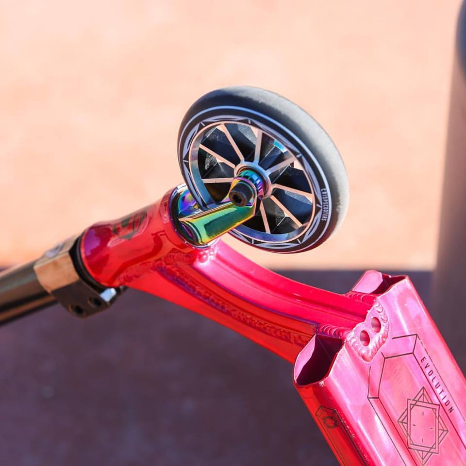 Wet dream <a href="/CrispscooterUK/">CrispScootersUK</a> 😍.