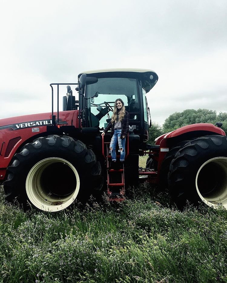 Checkin' out my daddio's new tractor 🚜🌾 #farmdays <a href="/EBourassaSons/">E. Bourassa & Sons</a>