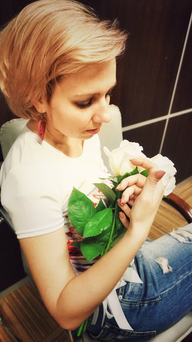 Ani GLAMBERT❤️ tweet media