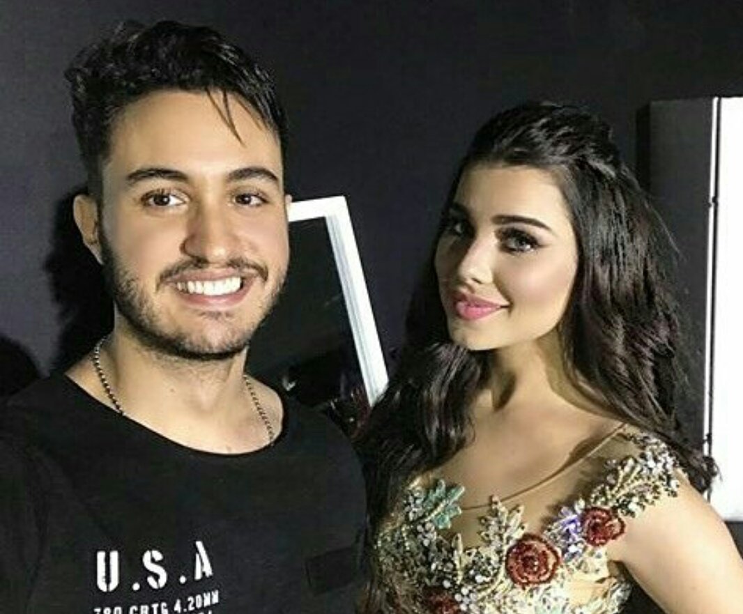 #HananeElKhader <a href="/HananeElKhader/">hanane elkhader</a>  حط صورك على نستقرام مع صحابك من الحفل روعه