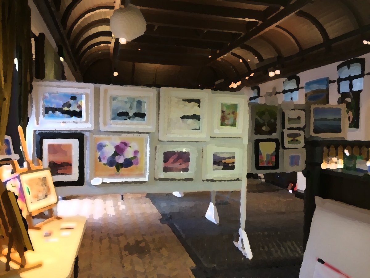 vernonartgroup's tweet photo. After a busy afternoon we are all set up and ready to go! One more sleep... #rosefestival #artattherosefest #rosefestival2017 https://t.co/kmn06gZxXe
