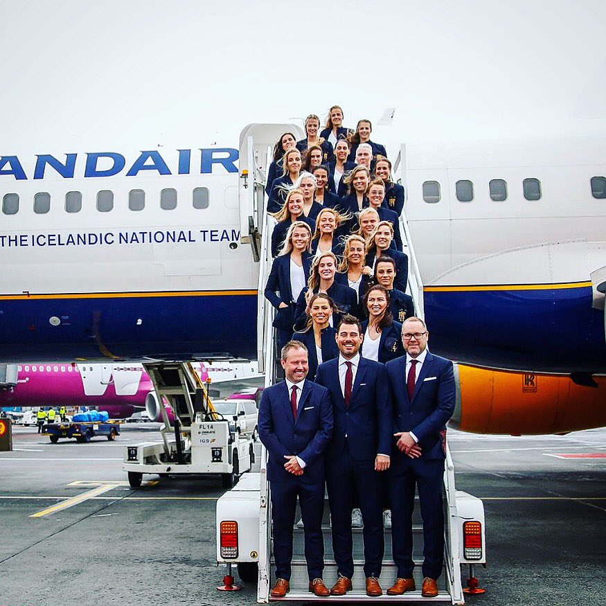 What a team 😍👌🏼#dottir #fyririsland #ksi#iceland#weuro2017 #icelandair #ralphlauren #letsgo