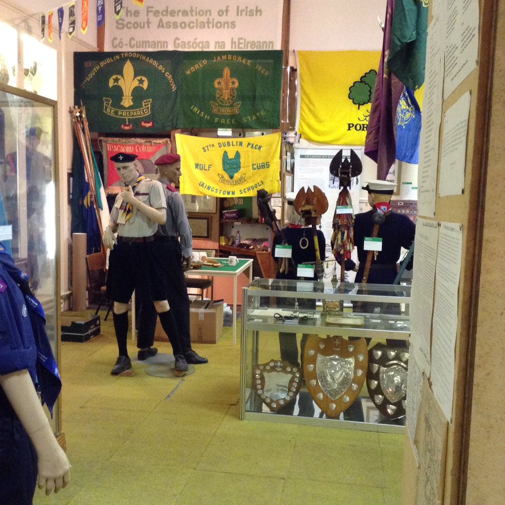MountMelleray1's tweet photo. Lots of visitors also in the Museum which is located just inside the front door of the centre #Camp5 #PatrolsInAction #MtMelScouts https://t.co/oCrLOaqYTw