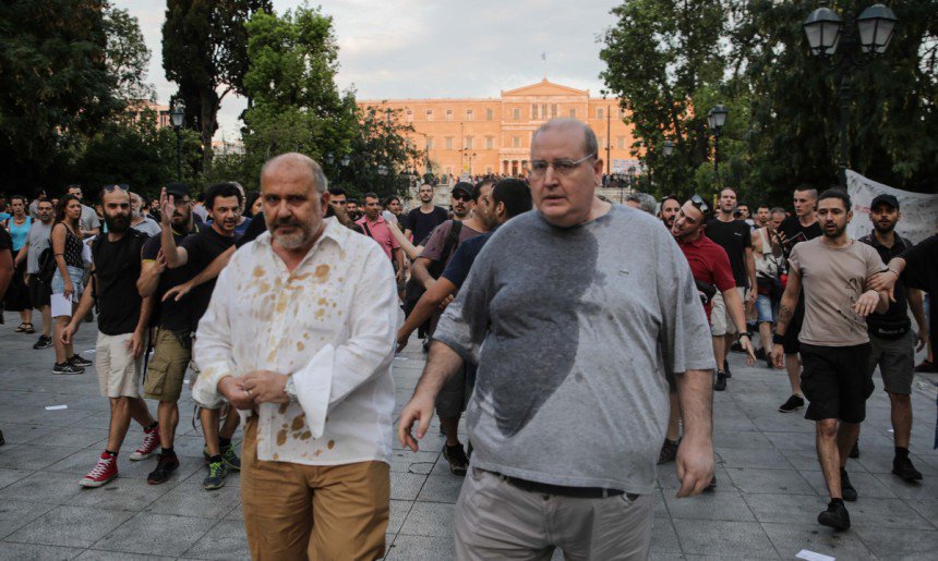 View image on Twitter