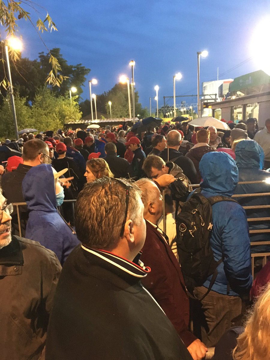 sammaroylance's tweet photo. @MCRMetrolink this is becoming a joke. 50 mins in the rain! It's not like you didn't know this was happening...what's your excuse?? https://t.co/M73ZyIOopE