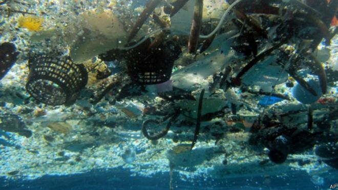 Ecogranjero's tweet image. 5 billones de trozos de plástico flotan en los océanos
Esto podría equivaler a 270.000 autos....