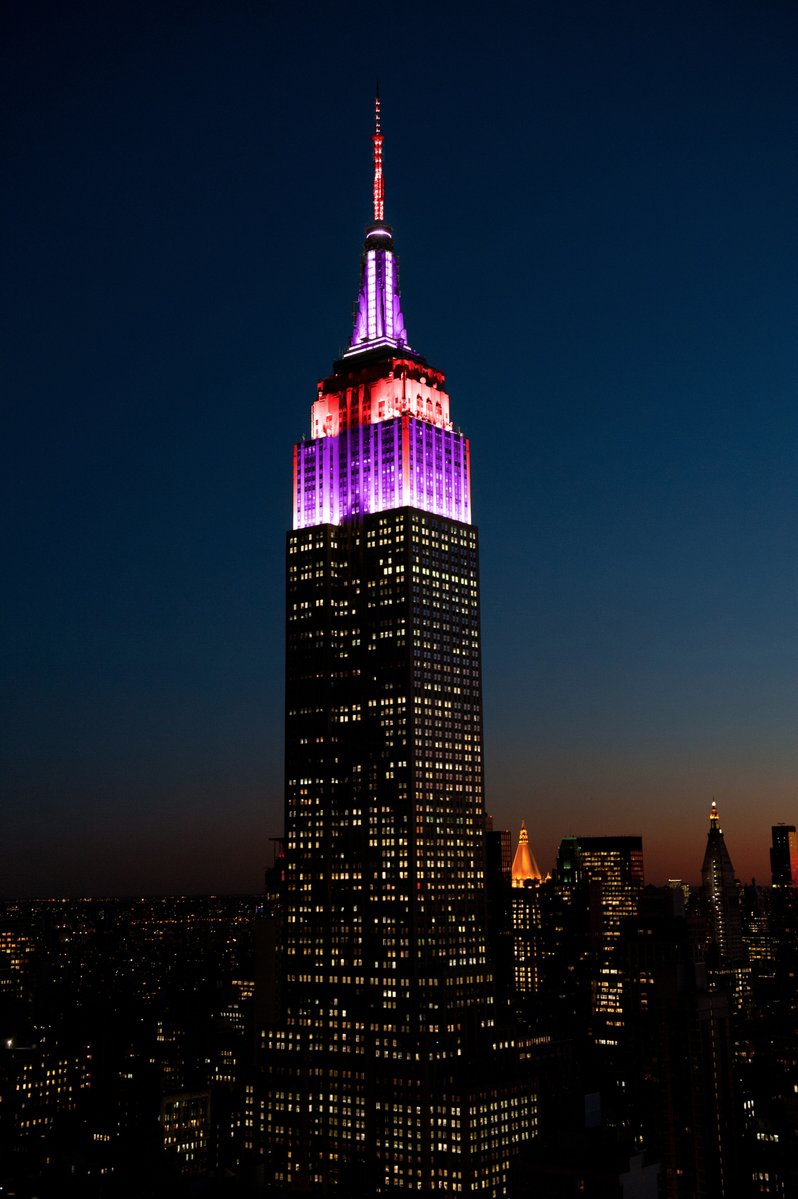 Envision Racing (@envision_racing) on Twitter photo The <a href="/EmpireStateBldg/">Empire State Building</a> is lit up in #DSVirginRacing colours to celebrate #FormulaE #NYCePrix Help us light up our driver! #FanBoost #SamBird The <a href="/EmpireStateBldg/">Empire State Building</a> is lit up in #DSVirginRacing colours to celebrate #FormulaE #NYCePrix Help us light up our driver! #FanBoost #SamBird