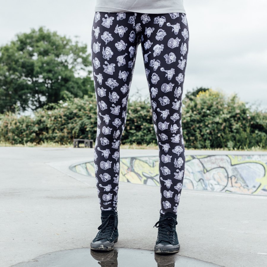 Borderlands's tweet image. Show off your minion status with these new Borderlands Claptrap leggings from @InsertCoinTees! insertcoinclothing.com/leggings/