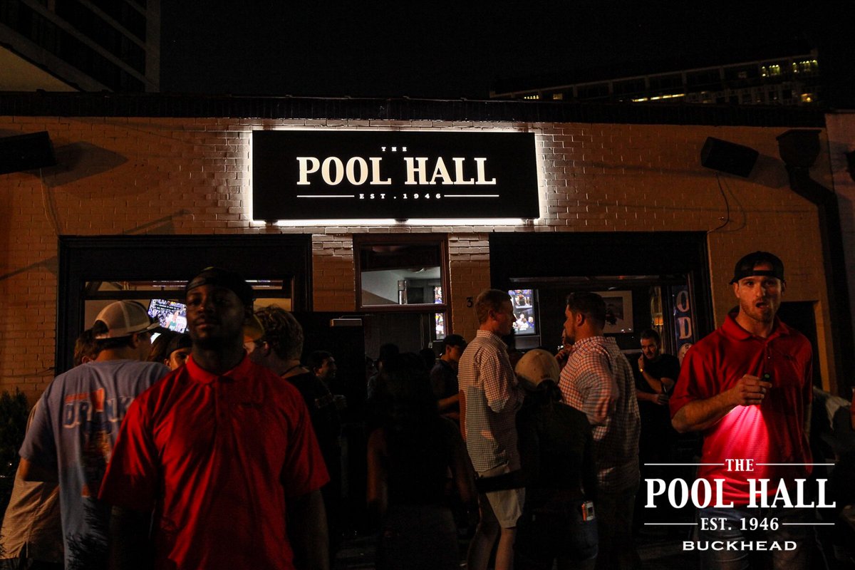 ThePoolHall's tweet image. Fri-yay | @skyyvodka specials all weekend